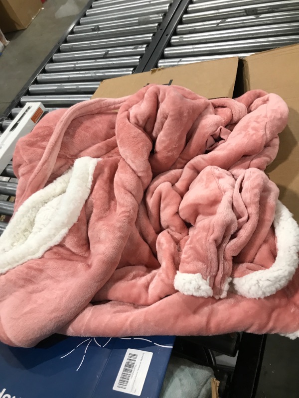 Photo 2 of Bedsure Ovesized Wearable Blanket Hoodie, Long Sherpa Fleece Blanket Sweatshirt as Gifts for Men, with Warm Big Hood for Christmas, Side Split and Belt, Pink, Standard