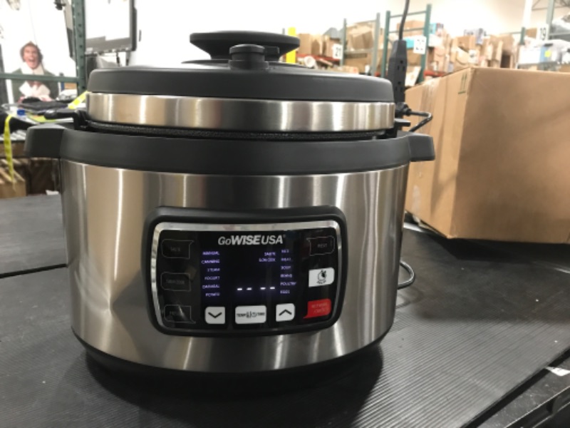 Photo 2 of 9.5 Quart Ovate Series Pressure Cooker with Accessories