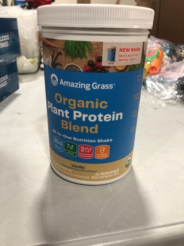 Photo 2 of Amazing Grass Organic Plant Protein Blend: Vegan Protein Powder, New Protein Superfood Formula, All-In-One Nutrition Shake with Beet Root, Pure Vanilla, 11 Servings Vanilla 11 Servings (Pack of 1)
Expires 07/23