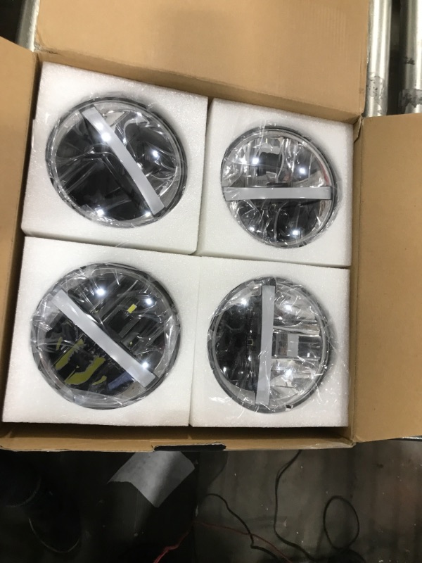 Photo 2 of 4pcs 5.75 inch Round LED Headlights DOT APPROVED Sealed Beam 45W 5-3/4" Hi Lo Beam DRL Headlamp Halo Replacement 4000 4040 5506 H5006 H651/H466 4 PCS 5.75 LED