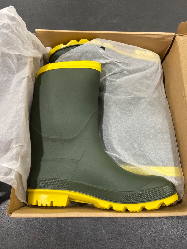 Photo 2 of Amoji Kids Rain shoes Easy On Rubber Rain Boots (Little Kid/Big Kid) 3-4 Big Kid Armygreen