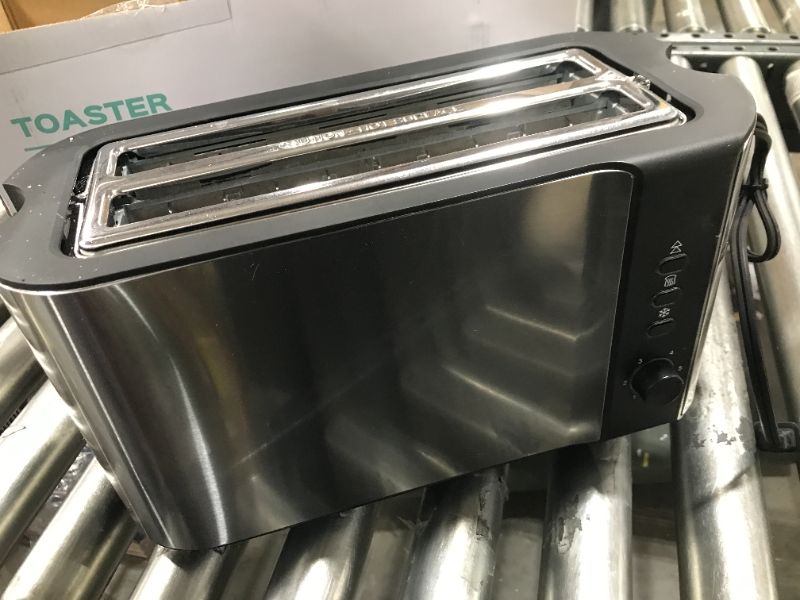 Photo 2 of 4-Slice Stainless Steel Extra Wide Slot Toaster Model CP144A
