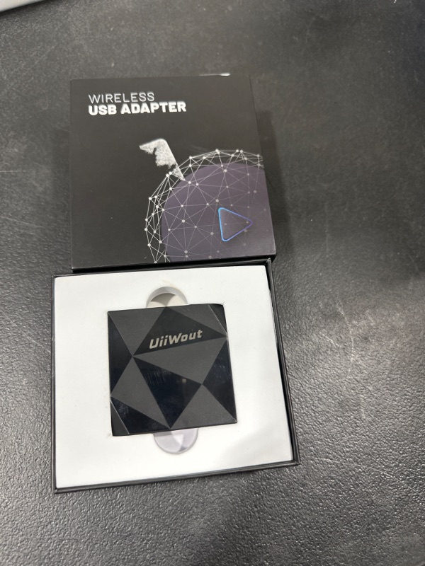 Photo 1 of CP-76 Wireless CarPlay Adapter