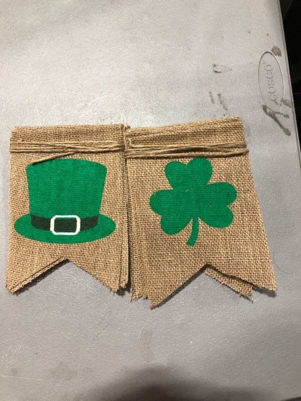 Photo 2 of 3sscha 2Pcs Happy Birthday Banner St.Patrick's Day Decoration Lucky One Clover Linen Banner 1st Birthday Spring Hanging Decor Outdoor Burlap Bunting Flag Photo Props Backdrop for Party Favor Supplies
