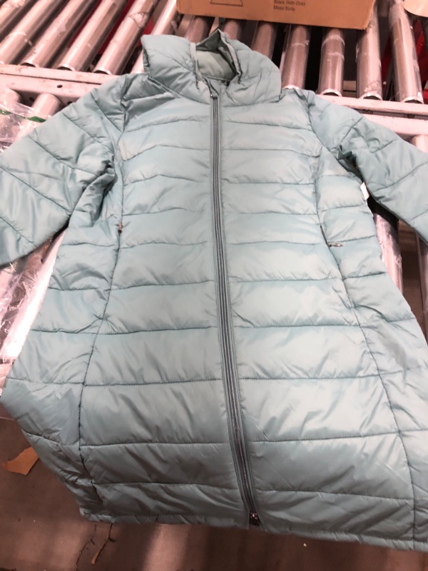 Photo 1 of Amazon Essentials Girls and Toddlers' Long Lightweight Hooded Puffer Jacket XX-Large Green