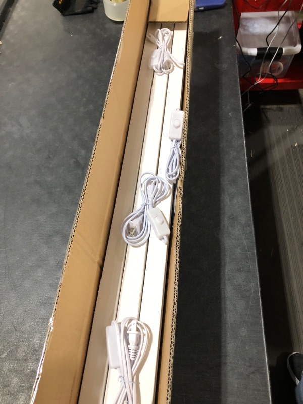 Photo 1 of 4FT LED Shop Light
