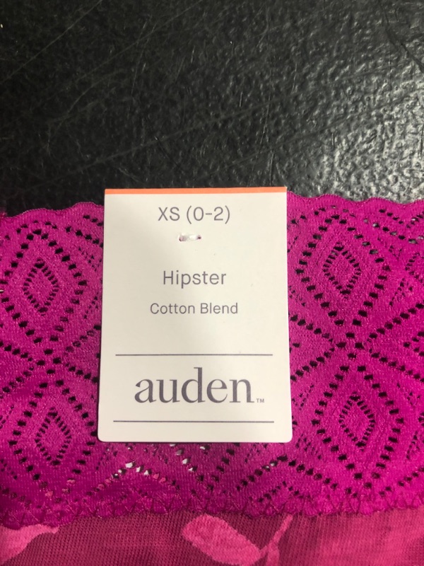 Photo 2 of Auden Hipster Pink XS 