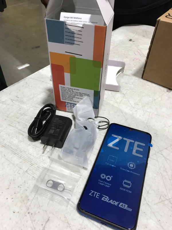 Photo 4 of ZTE Blade A5 2020, 4G LTE, International Version (No US Warranty), 32GB, 2GB, Dual SIM, Blue - GSM Unlocked (T-Mobile, AT&T, Metro, Straight Talk)
