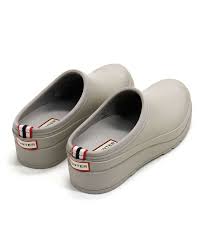Photo 1 of HUNTER WOMEN ORIGINAL PLAY CLOG--- size 6
