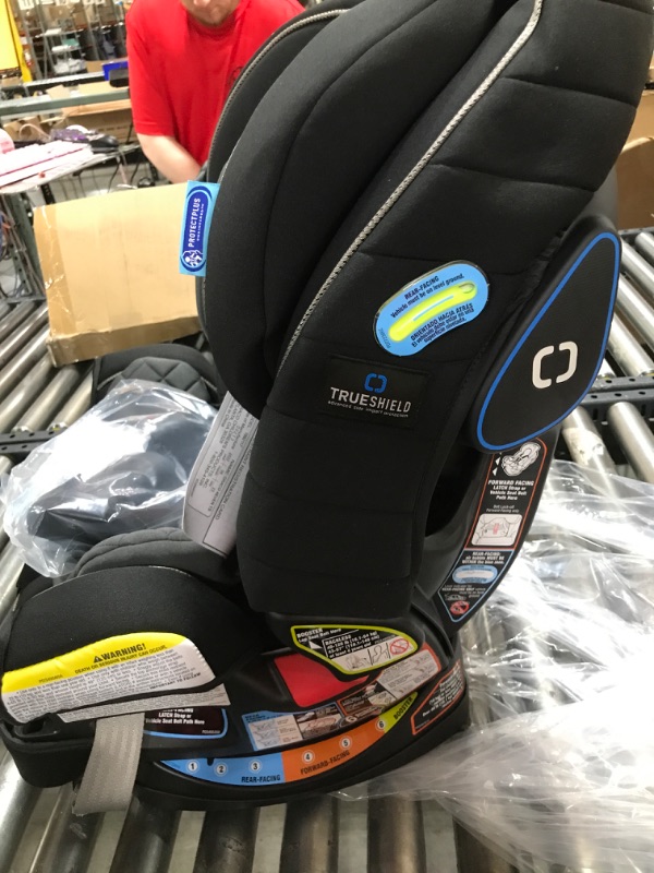 Photo 5 of Graco 4Ever 4 in 1 Car Seat featuring TrueShield Side Impact Technology
