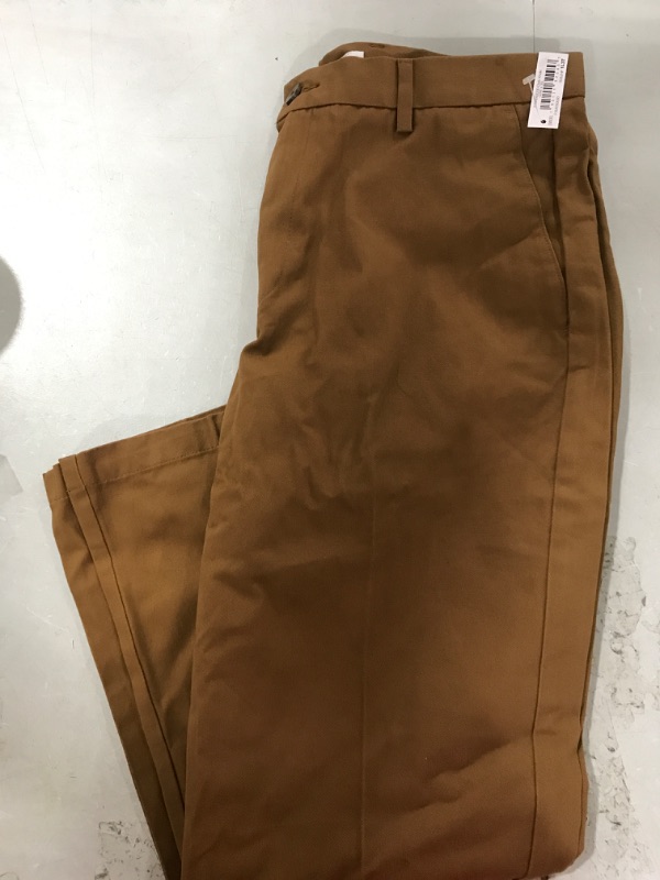 Photo 2 of Amazon Essentials Men's Classic-Fit Wrinkle-Resistant Flat-Front Chino Pant (Available in Big & Tall), Dark Khaki Brown, 33W X 30L
