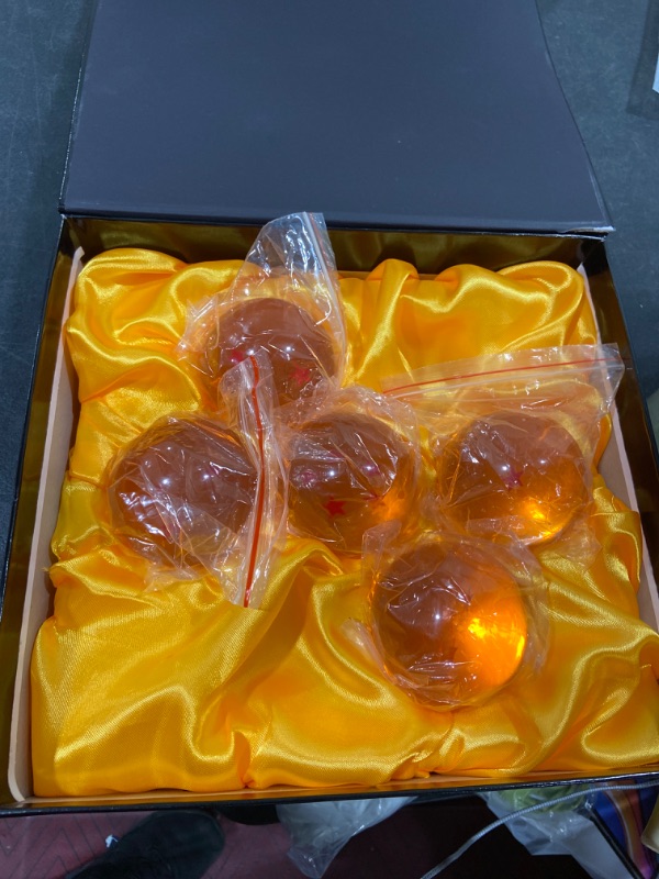 Photo 2 of Aebor 7pcs 76MM Large Crystal Acrylic Resin Glass Ball with Gift Box Dragon Transparent Play Balls 76 mm