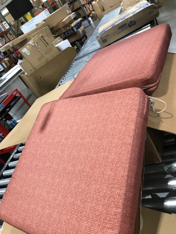Photo 1 of 1 PC RED SEAT CUSHION 