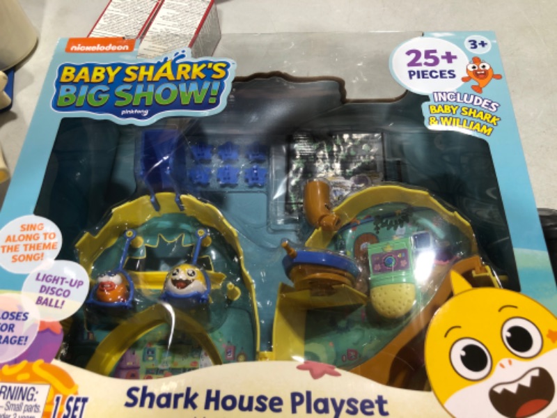 Photo 2 of Baby Shark's Big Show! Shark House Playset – Lights and Sounds Toddler Playset – Interactive Baby Shark Toy