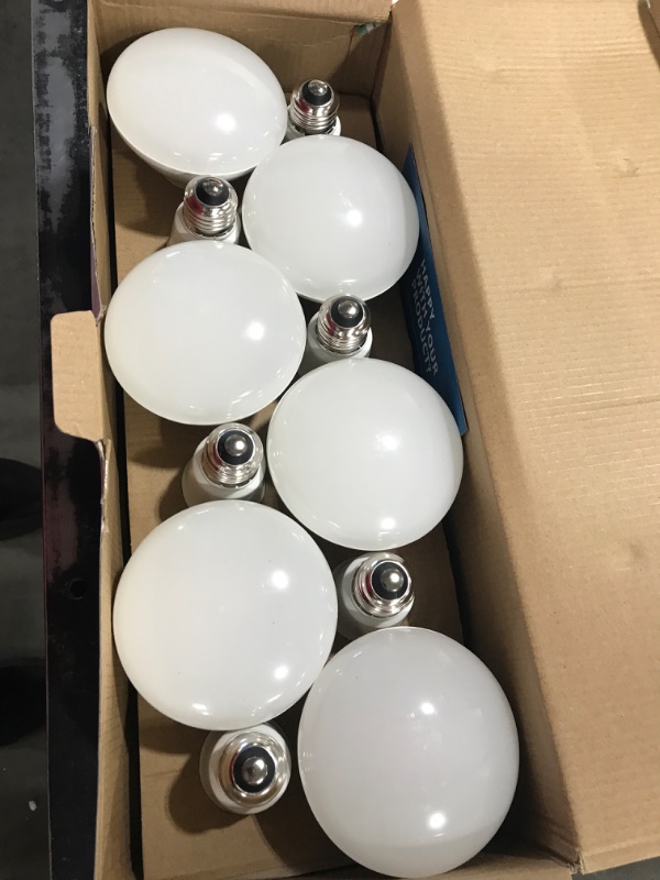 Photo 2 of Sunco Lighting 12 Pack BR30 LED Indoor Recessed Flood Light Bulbs 11W, 65W Equivalent, 2700K Soft White, Dimmable, 850 LM, E26 Base, 25,000 Lifetime Hours - UL & Energy Star 2700k Soft White 12 Count (Pack of 1)