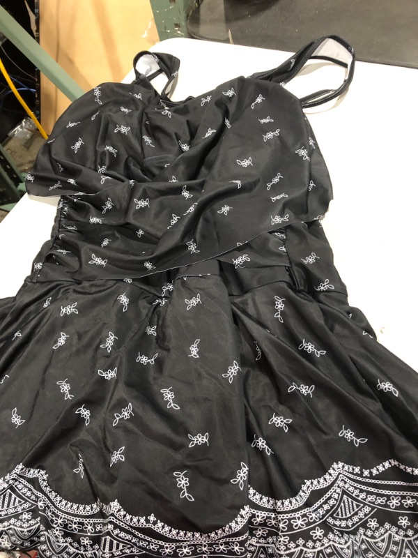 Photo 2 of Bathing Suits for Women Athletic One Piece Swimsuit Tummy Control Swim Dress Slimming Swim Skirt V Neck Swimwear Z Black Floral  Size 4XL
