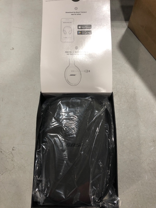 Photo 1 of Bose QuietComfort 35 II Noise Cancelling Bluetooth Headphones— Wireless, Over Ear Headphones with Built in Microphone and Alexa Voice Control, Silver