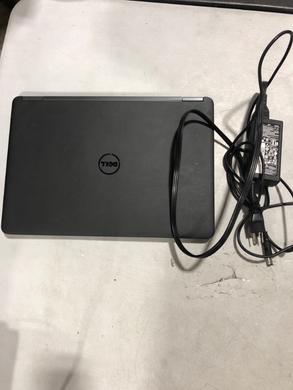 Photo 1 of Dell Latitude 5400 14 inch Business Laptop | Intel 8th Gen i7-8665U Quad Core |16GB DDR4 | 512GB SSD | Win 10 Pro (Renewed)
