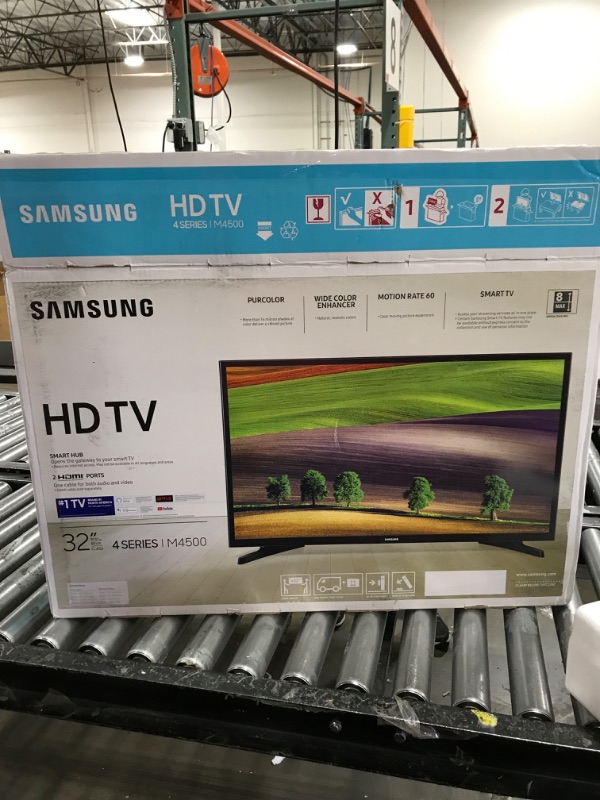 Photo 2 of SAMSUNG 32-inch Class LED Smart FHD TV 720P (UN32M4500BFXZA)