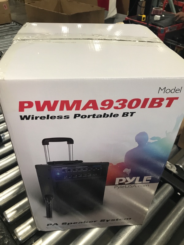 Photo 4 of Wireless Portable PA Speaker System - 600W Bluetooth Compatible Rechargeable Battery Powered Outdoor Stereo Speaker Microphone Set w/ 30-Pin iPod Dock, Wheels - 1/4" to AUX RCA Cable - Pyle PWMA930IBT