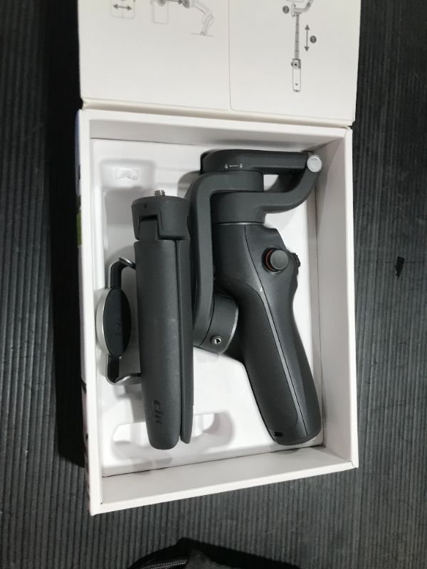 Photo 2 of DJI Osmo Mobile 6 Smartphone Gimbal