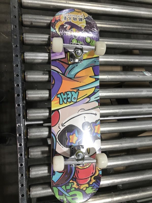 Photo 1 of 31 inch skateboard 