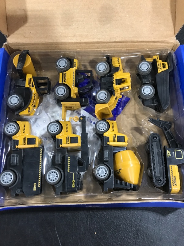 Photo 1 of 8 LITTLE TRUCKS FOR KIDS