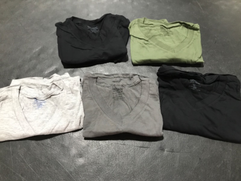 Photo 1 of V NECK TOPS 5 PACK SIZE(S)