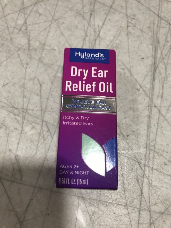 Photo 1 of EXP 07/2024 Hyland’s Naturals Dry Ear Relief Oil, Relieve Ear Irritation Fast, for Itchy & Dry Irritated Ears, Ages 2+, Day & Night Drops, 0.5 Ounce