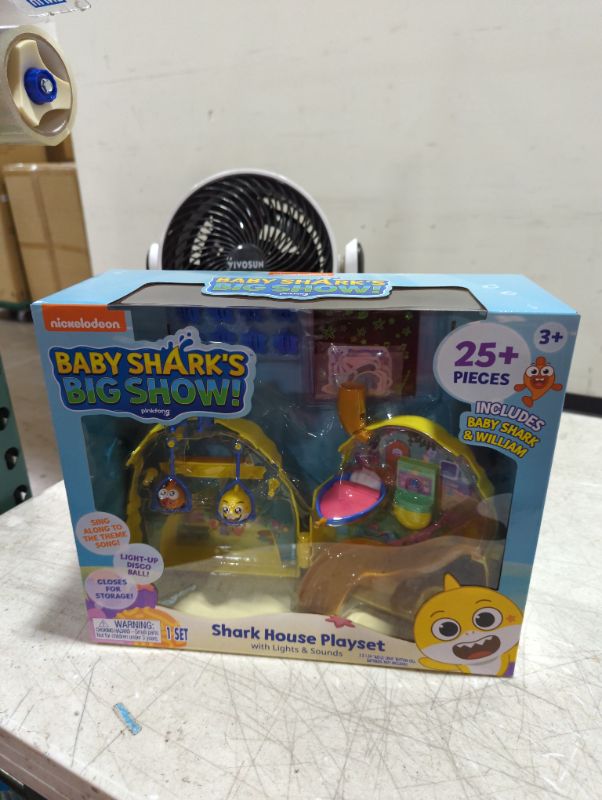 Photo 2 of Baby Shark's Big Show! Shark House Playset – Lights and Sounds Toddler Playset – Interactive Baby Shark Toy