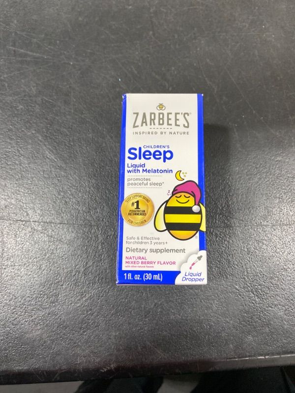 Photo 2 of Zarbee's Kids Sleep Supplement Liquid with 1mg Melatonin, Drug-Free & Effective, Easy to Take Natural Berry Flavor for Children Ages 3 and Up, 1 Fl Oz Bottle
BB 03/2025