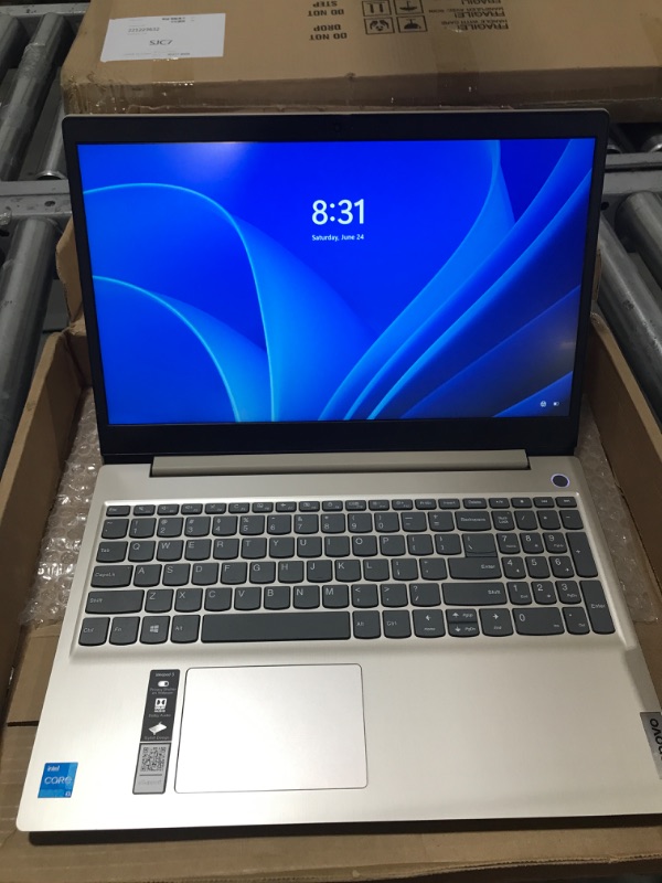 Photo 2 of Parts only   2022 Newest Lenovo IdeaPad 3i Laptop, 15.6" FHD Anti-Glare Display, Intel Core i3-1115G4 Processor, Intel UHD Graphics, 8GB DDR4 RAM, 256GB PCIe SSD, Fingerprint Reader, Windows 11 8GB|256GB SSD