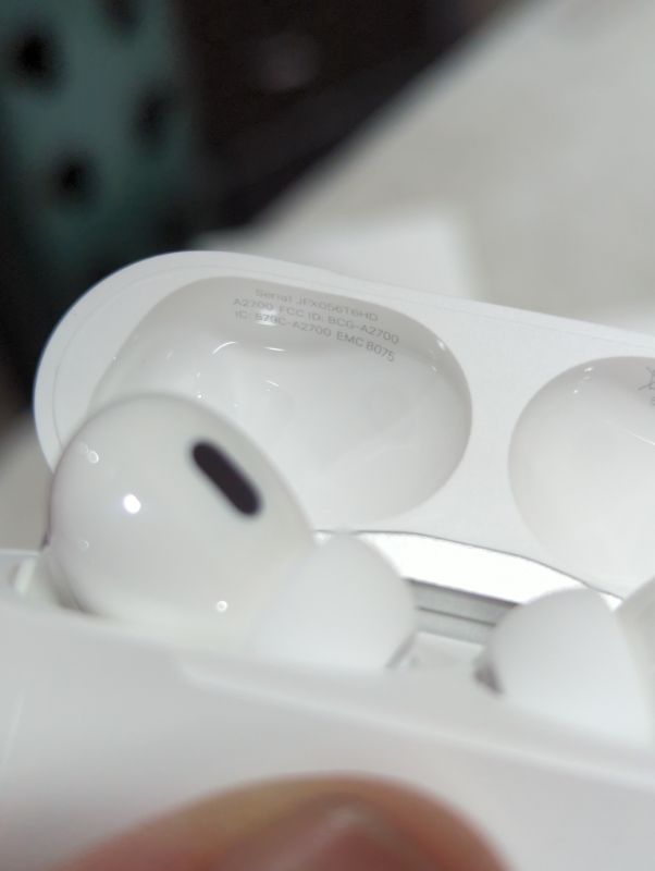 Photo 6 of "NEW IN BOX"
AirPods Pro (2nd generation)