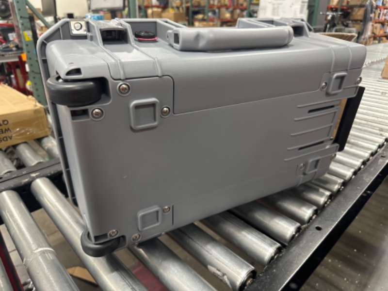 Photo 4 of Pelican Air 1535 Case GRAY 