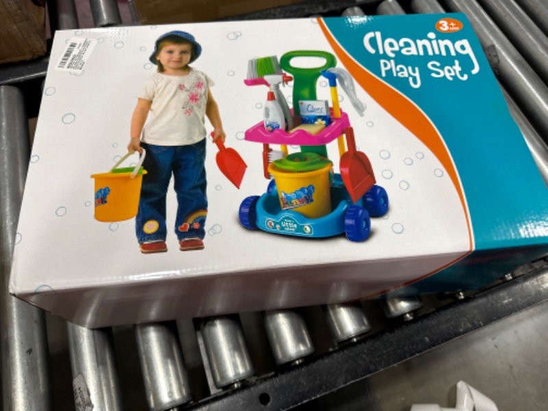 Photo 1 of CLEANING PLAYSET 