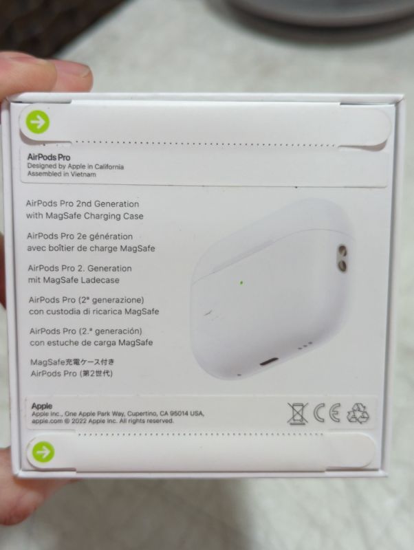 Photo 4 of "NEW FACTORY SEALED"
AirPods Pro (2nd generation)