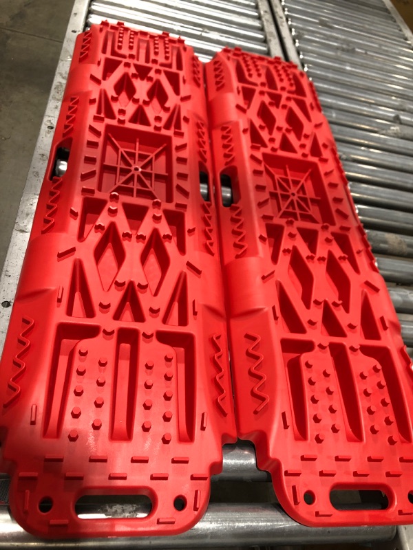 Photo 2 of BUNKER INDUST Offroad Traction Boards with Jack Lift Base, Mud Sand Tracks Snow Tire Traction Mat Recovery Ramp for 4X4 Jeep Truck SUV ATV UTV Pair Red Traction Pads Red Traction Tracks with Jack Base