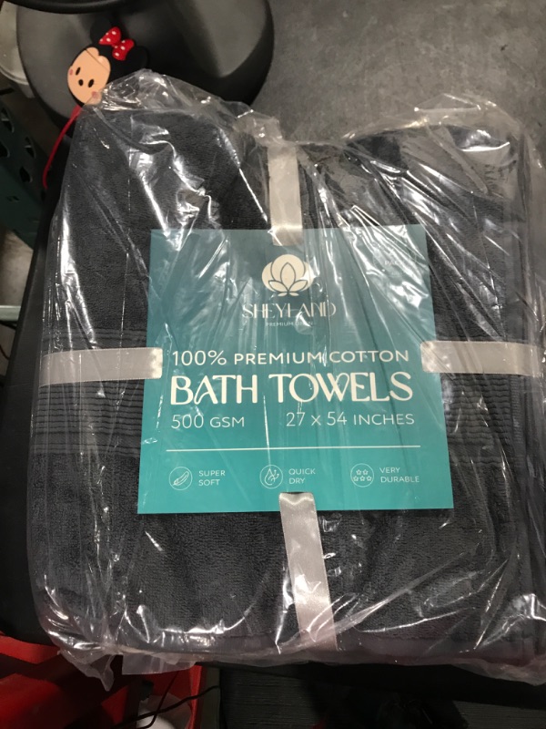 Photo 1 of 2 PACK BATH TOWELS 