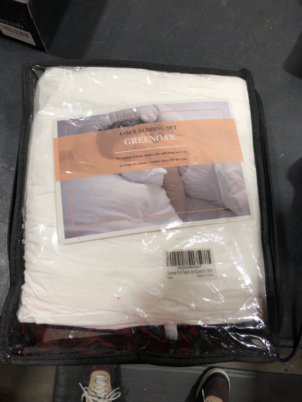 Photo 1 of 100% Egyptian Cotton Pinch Pleated Queen Bedding Comforter Duvet Cover Sets, 1000 Thread 3 Pcs Ultra Soft Cotton Comforter Cover with Pillowcase (1 Duvet Cover + 2 Pillow Cases) White Queen/Full
