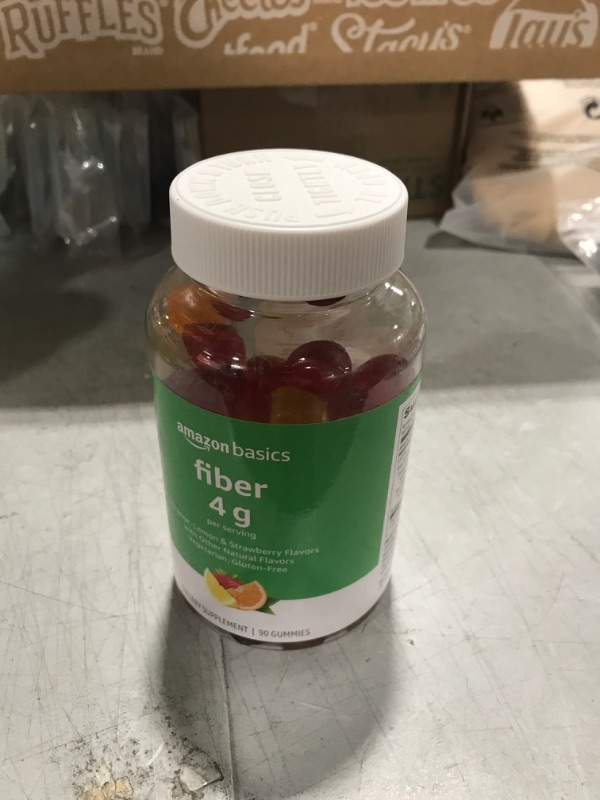 Photo 2 of Amazon Basics (previously Solimo) Fiber 4g Gummies, Digestive Health, Supports Regularity, Orange, Lemon & Strawberry Flavors, 90 Count