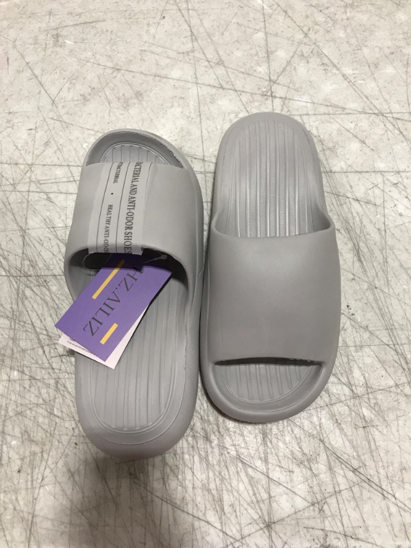 Photo 2 of Cloud Slippers,Massage Foam Slippers,Men's And Women's Pool Beach Sandals,Shower Shoes. 11-11.5 Women/9.5-10 Men Light Gray