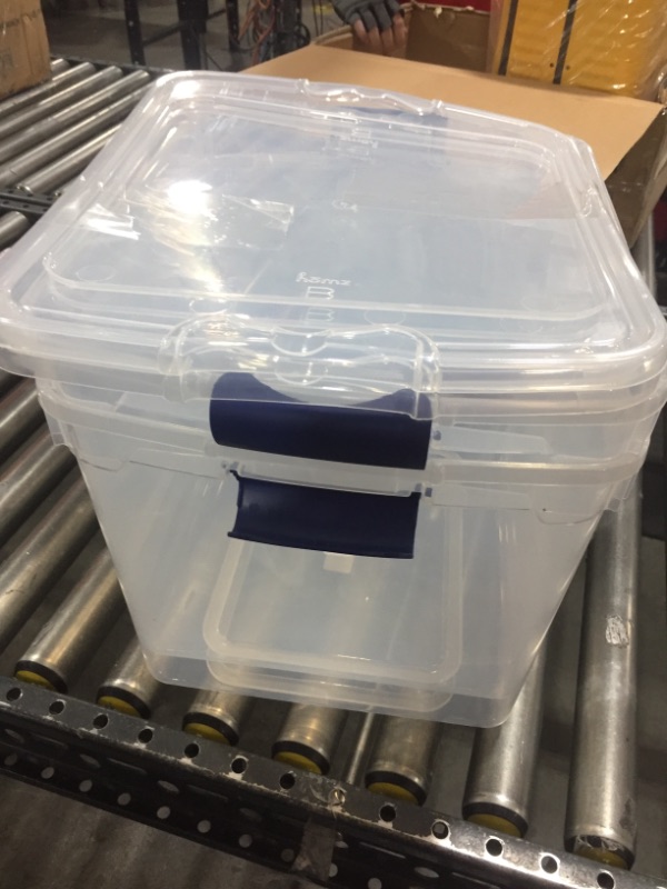 Photo 3 of 2 PACK PLASTIC CLEAR CONTAINERS 