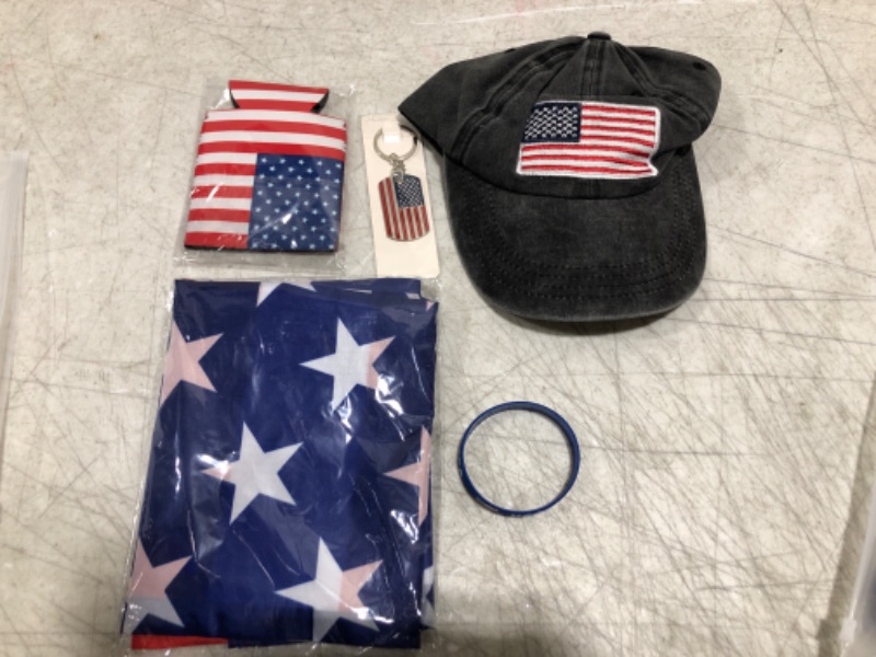 Photo 2 of  USA Flag/ USA Hat/ Rubber Wristband/ USA Keyring/USA Bottle Sleeve 