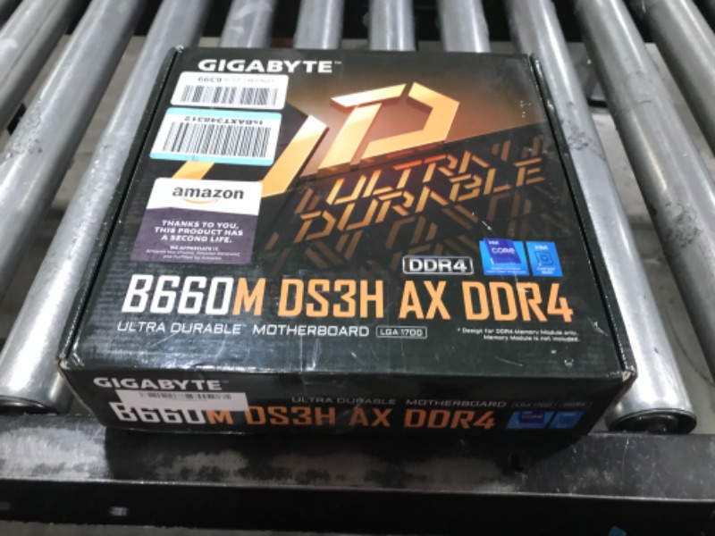 Photo 2 of GIGABYTE B660M DS3H AX DDR4 (B660/ Intel/LGA 1700/ Micro-ATX/ DDR4/ Dual M.2/ PCIe 4.0/ USB 3.2 Gen2 Type-C/ 2.5GbE LAN/Motherboard) B660 B660M DS3H AX DDR4 Bundle