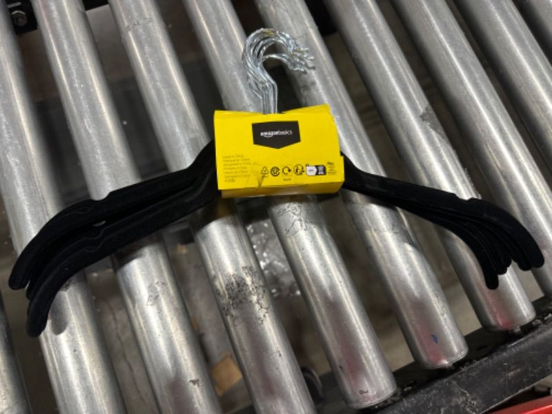 Photo 1 of 10 COUNT BLACK/METAL HANGERS NON SLIP 