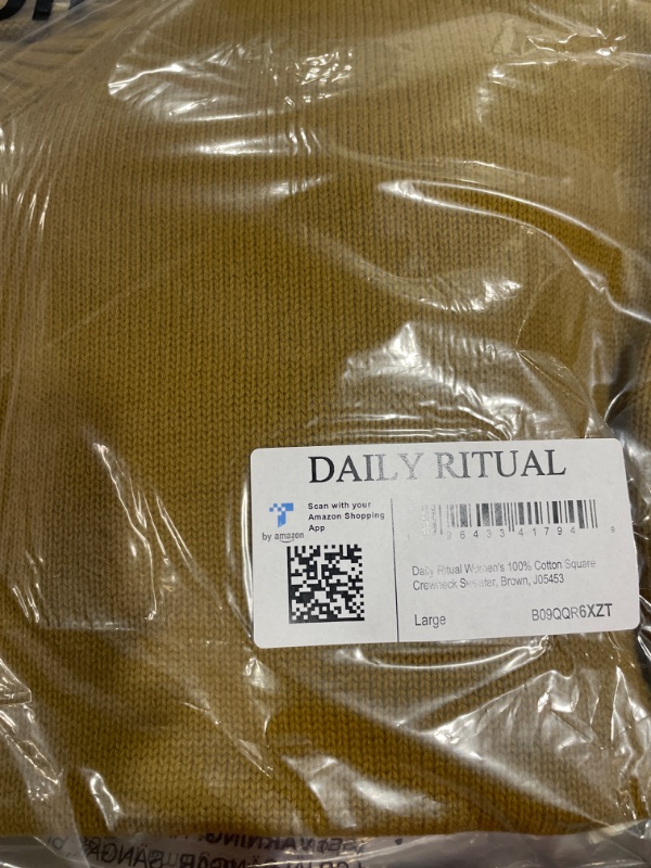 Photo 1 of Daily Ritual Women's Boxy Crewneck Sweater LARGE
 
