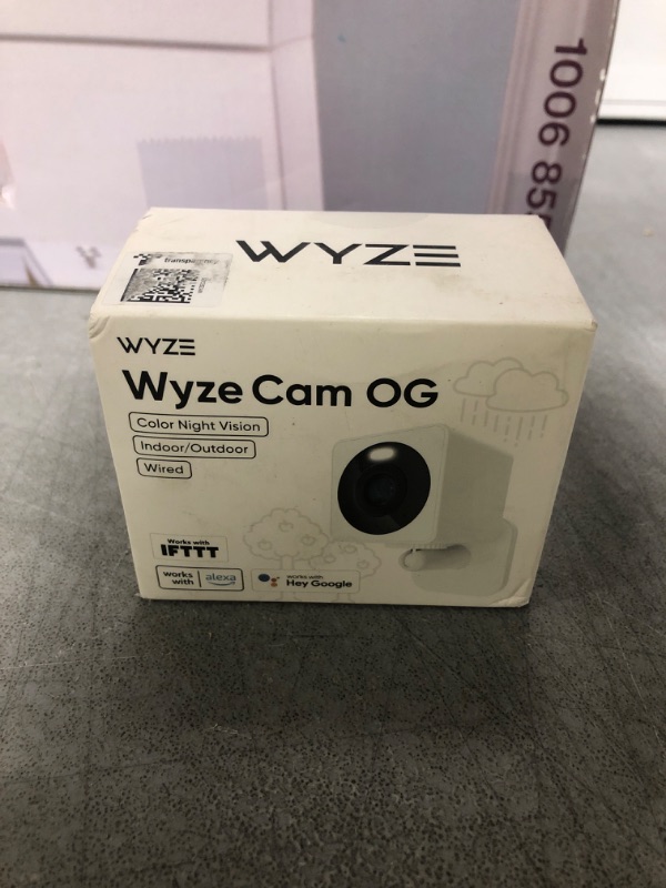 Photo 2 of NOT EXACT SIMILAR
 WYZE Cam OG 1080p HD Wi-Fi Security Camera - Indoor/Outdoor, Color Night Vision, Spotlight, 2-Way Audio, Cloud & Local storage- Ideal for Home Security, Baby, Pet Monitoring - Alexa & Google Assistant
