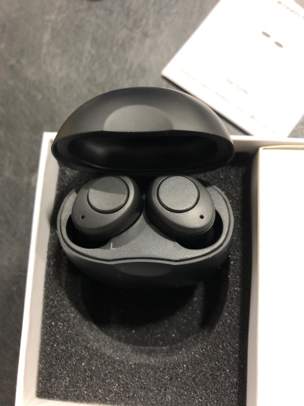 Photo 1 of True Wireless headphones 