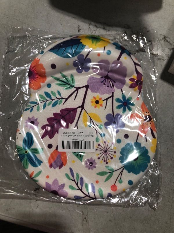 Photo 1 of Mouse Pad,Ergonomic Mouse Pad with Wrist Support Gel Mouse Pad with Wrist Rest, Mouse Mat Comfortable Typing Pain Relief?Non-Slip PU Base for Computer, Laptop, Home, Office (Flowers Branches 2)