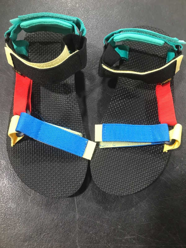 Photo 2 of (7) Men's Sport Sandals Hiking Sandals with Arch Support Yoga Mat Insole Outdoor Light Weight Water Shoes